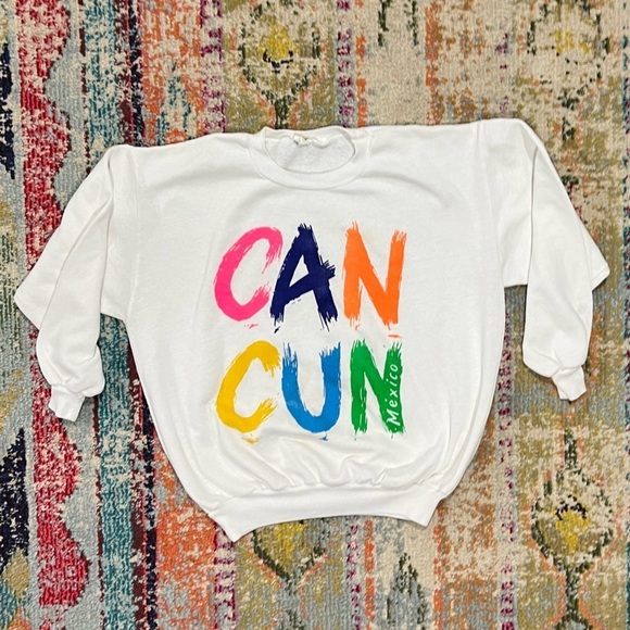 Vintage 80s Cancun Mexico Travel Tourism Destination Vacation Sweatshirt - Picture 1 of 5